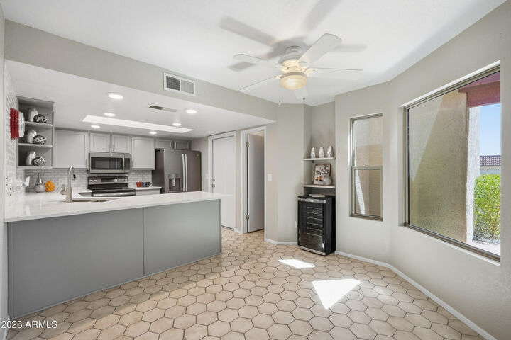 Property Photo: 2428 E Villa Maria Drive AZ 85032