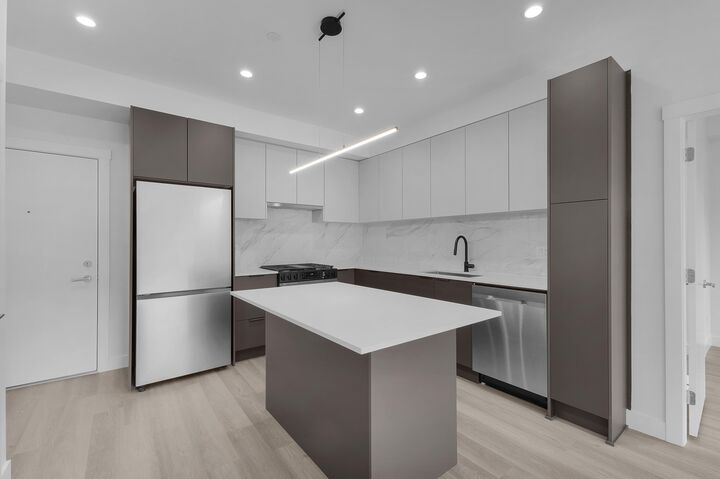 Property Photo:  7738 119A Street A404  BC V4C 0E9 
