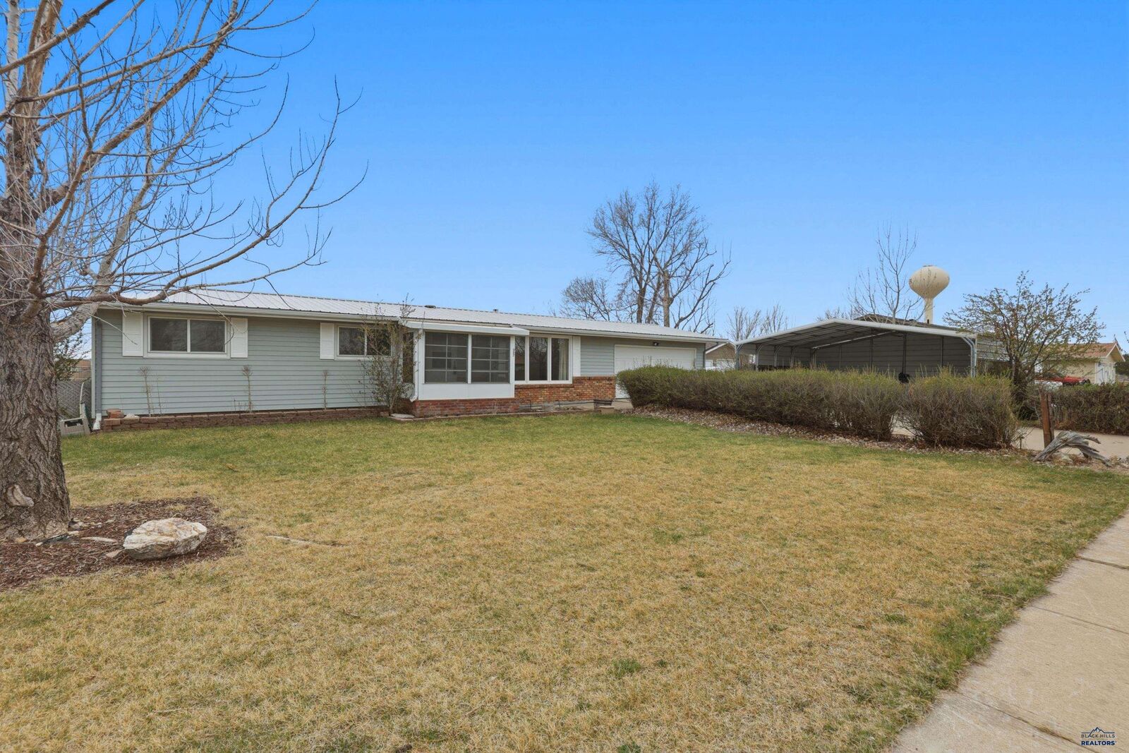 Property Photo:  507 Meadowlark Dr  SD 57719 