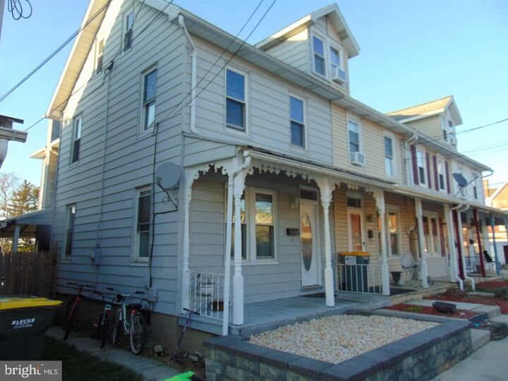 Property Photo:  21 W Smith Street  PA 19562 