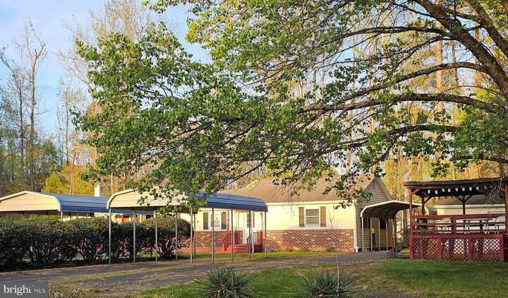 Property Photo: 314 Lake Drive VA 22443