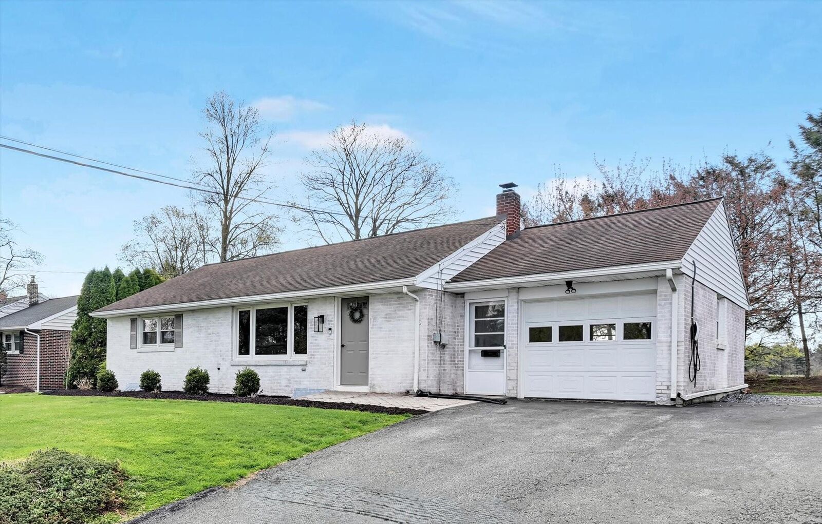 Property Photo:  332 Owl Hill Road  PA 17543 