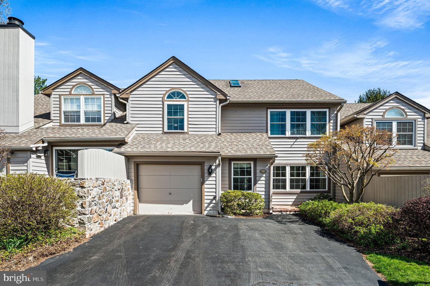 Property Photo:  28 Manchester Court 28  PA 19312 