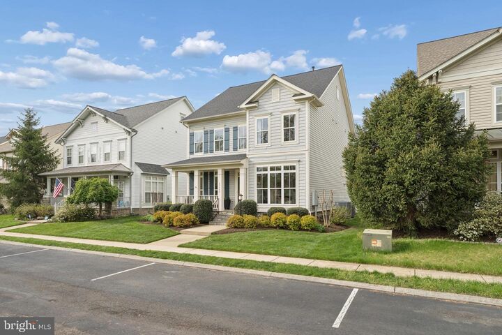 Property Photo:  23342 Higbee Lane  VA 20148 