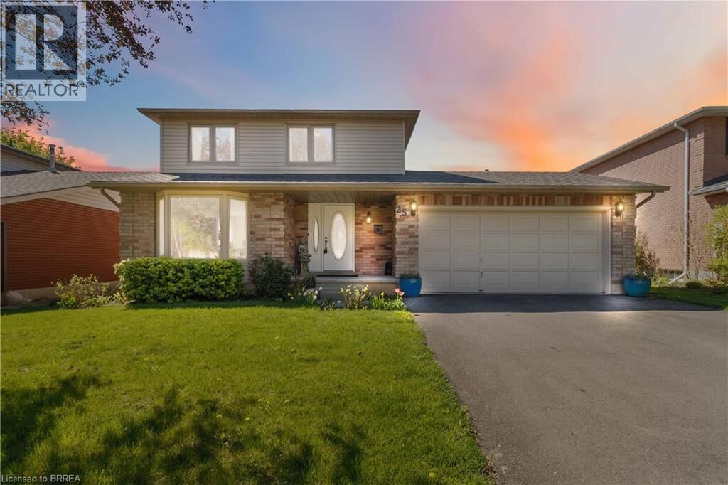 Property Photo:  25 Winter Way  ON N3T 6G3 