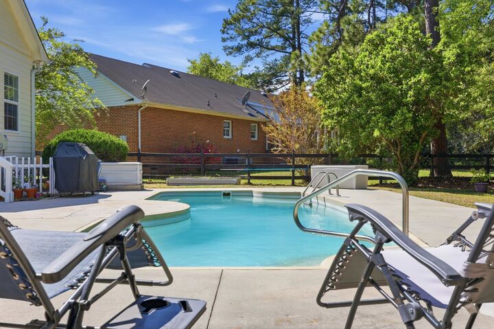 Property Photo: 2264 Wedgefield Rd. SC 29440