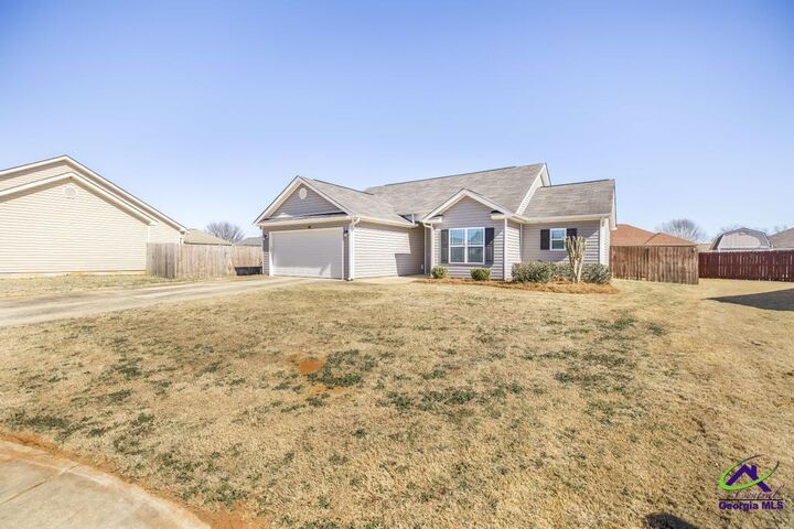 Property Photo:  204 Allington Walk  GA 31088 