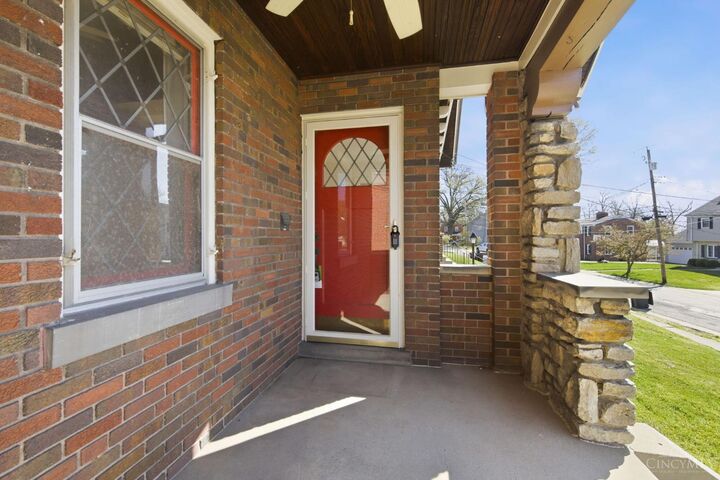 Property Photo:  2506 Moundview Drive  OH 45212 