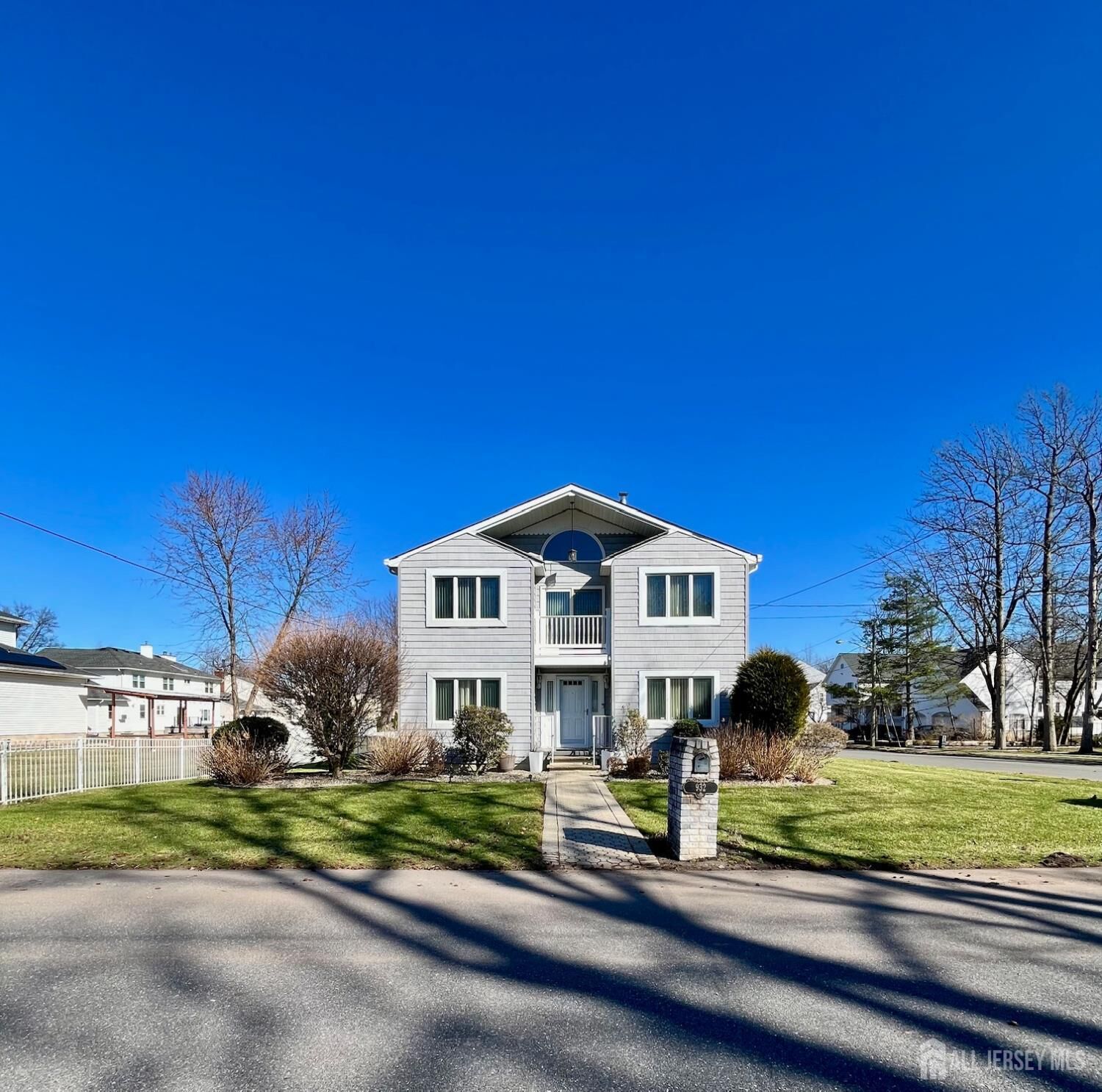 Property Photo:  932 Beatrice Parkway  NJ 08820 