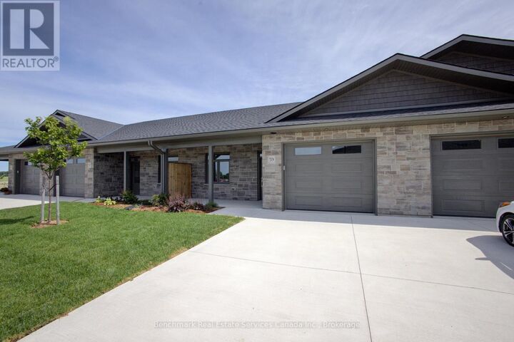 Property Photo: 59 Cavalier Crescent ON N0G 2R0