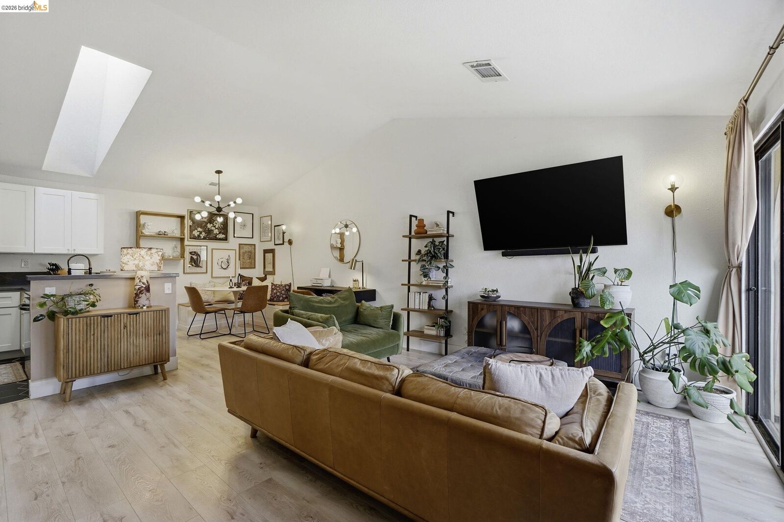 Property Photo:  925 Villa Terrace  CA 94513 