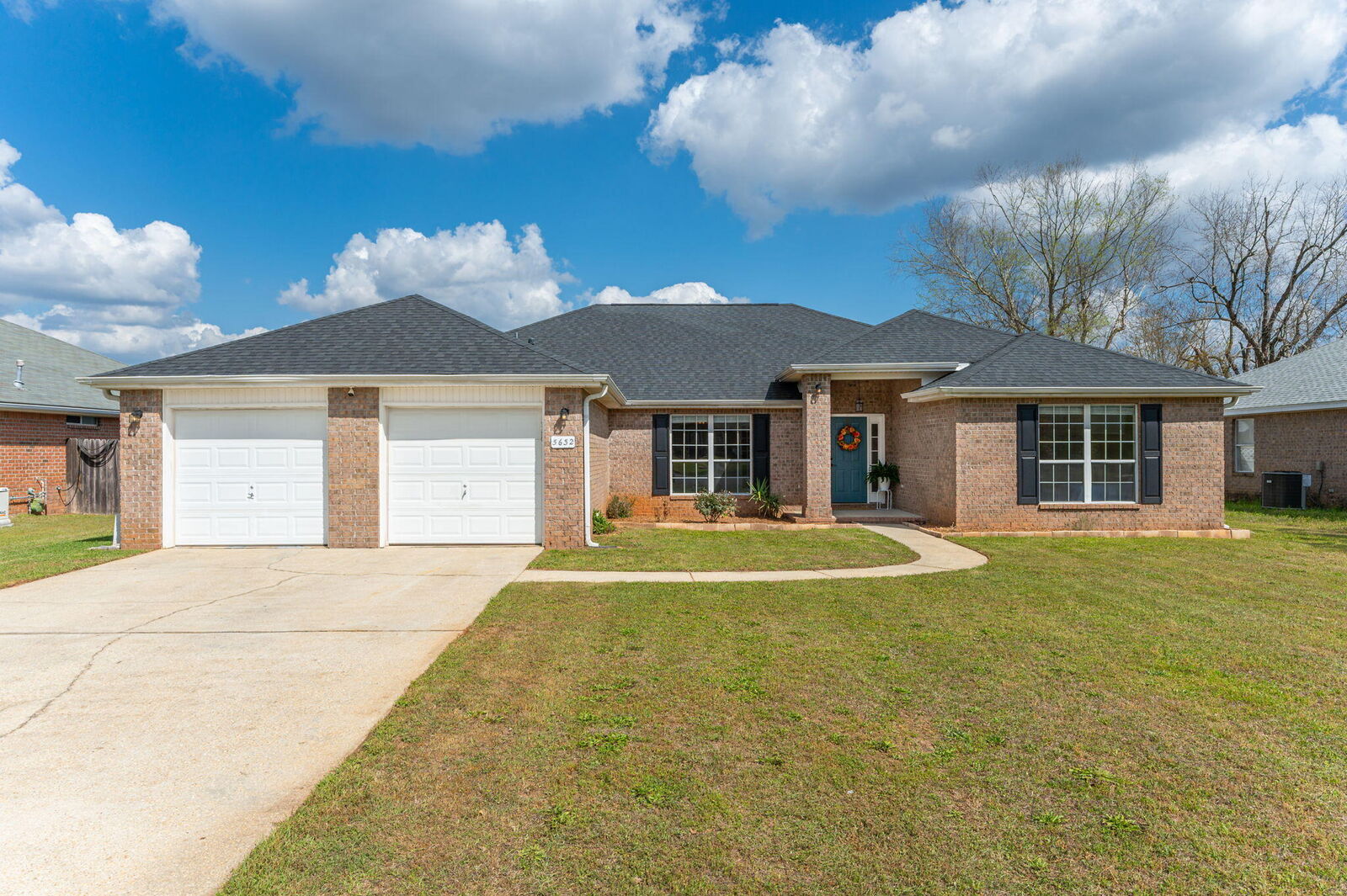 Property Photo: 5632 N North Brook Drive FL 32539