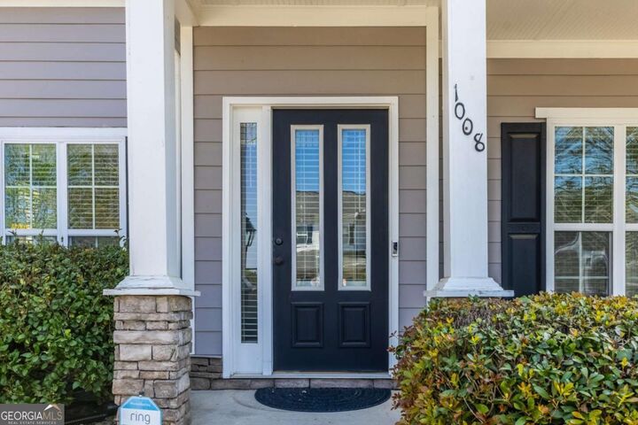 Property Photo:  1008 Lake Pointe Court  GA 30024 