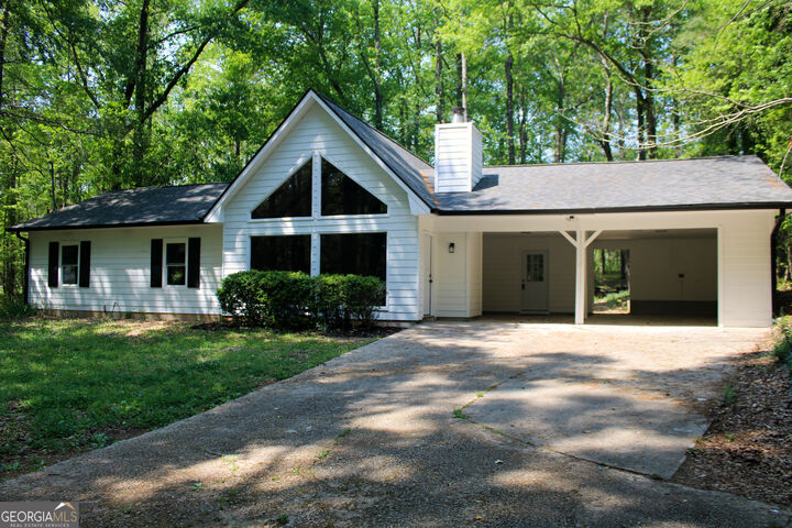 Property Photo:  895 Waterview Drive  GA 30240 