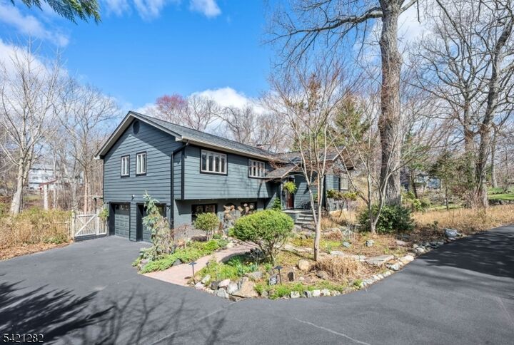 Property Photo:  87 Buena Vista Dr  NJ 07456 