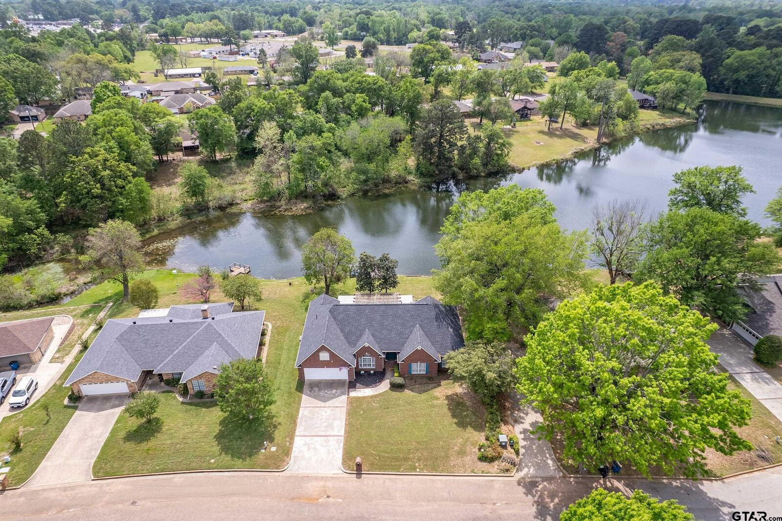 Property Photo:  233 Lakeside Place  TX 75773 