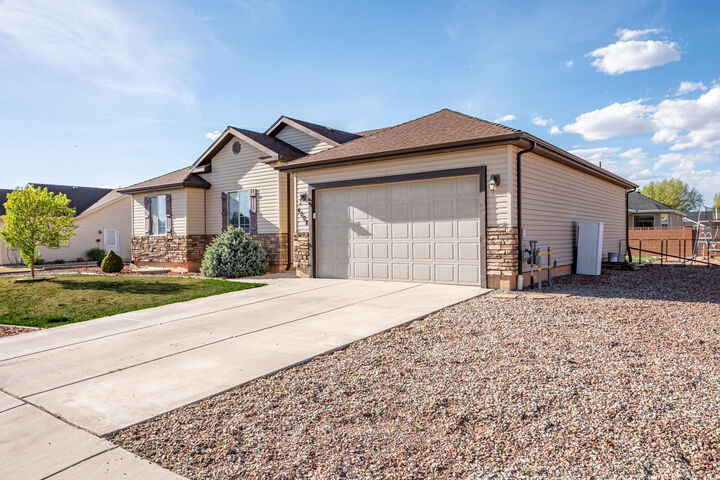 Property Photo:  4008 W 50 S  UT 84720 