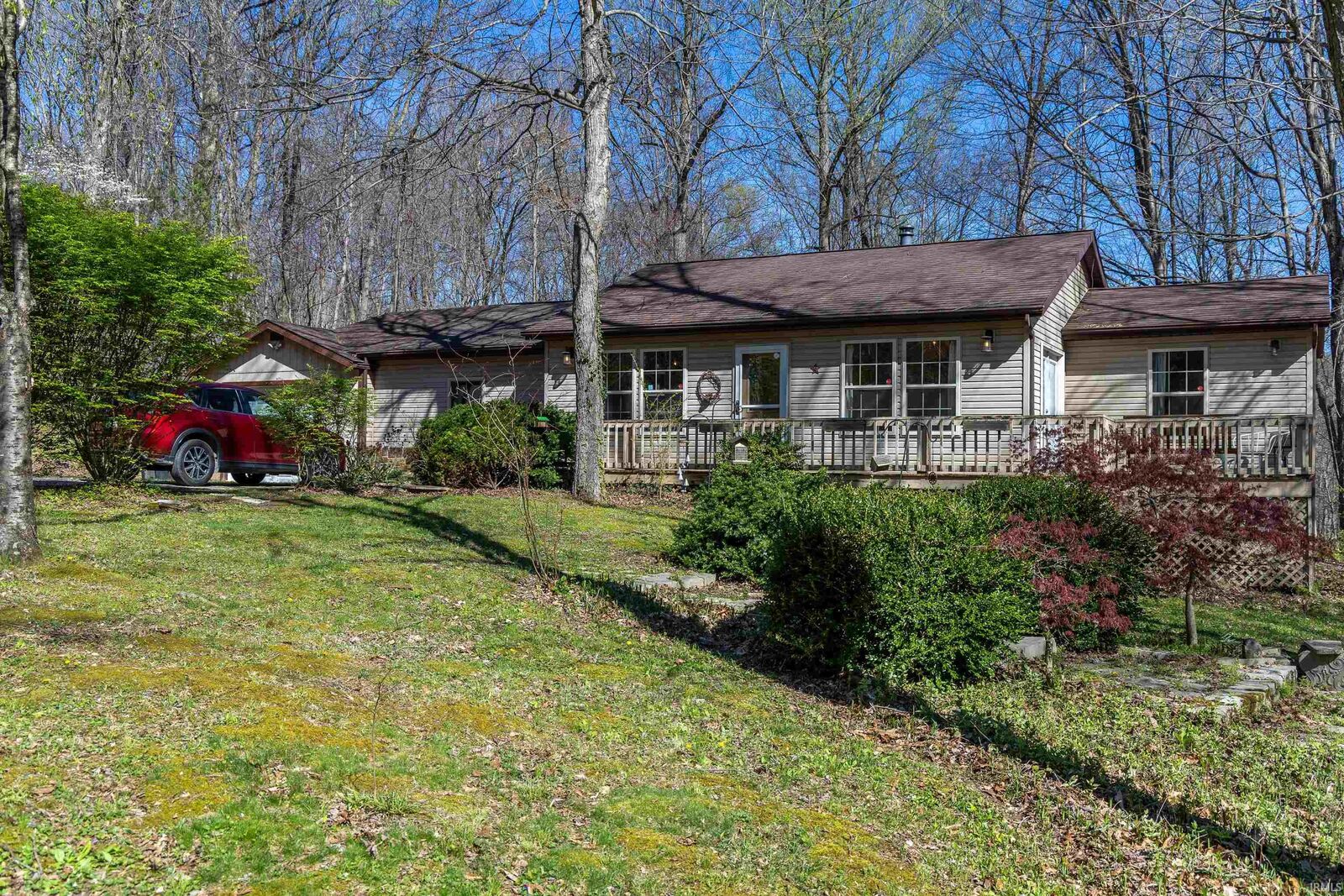 Property Photo: 1912 S Orman Lane IN 47424