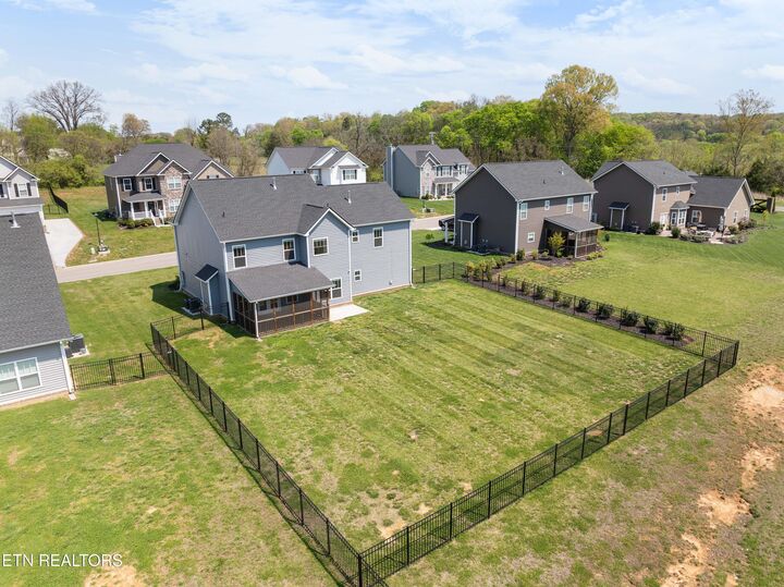 Property Photo:  2013 Farm Blvd  TN 37876 