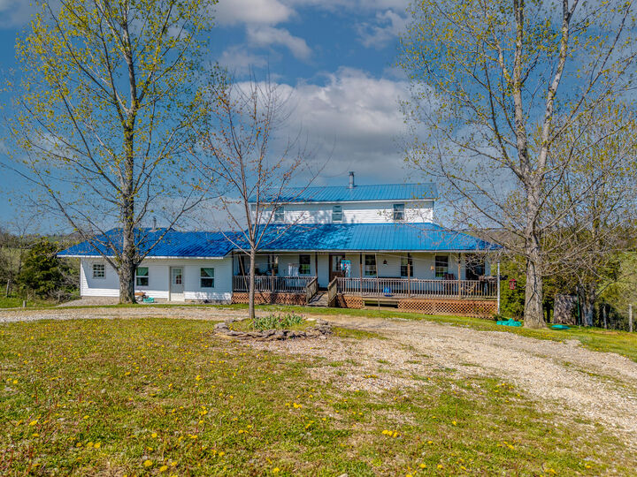 Property Photo: 608 Saunders Lane KY 41049