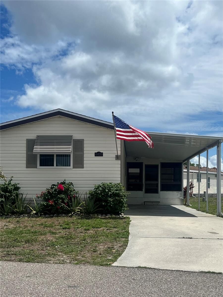 Property Photo:  6420 Haele Court  FL 34287 