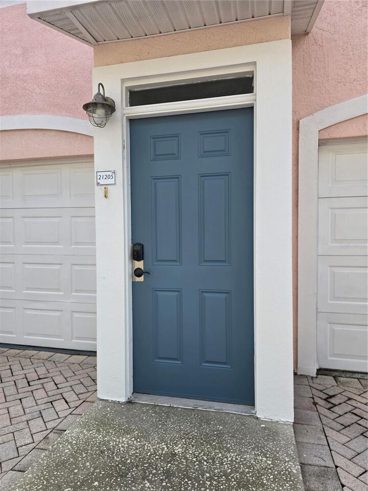 Property Photo:  3018 Bonfire Beach Drive 205  FL 34746 