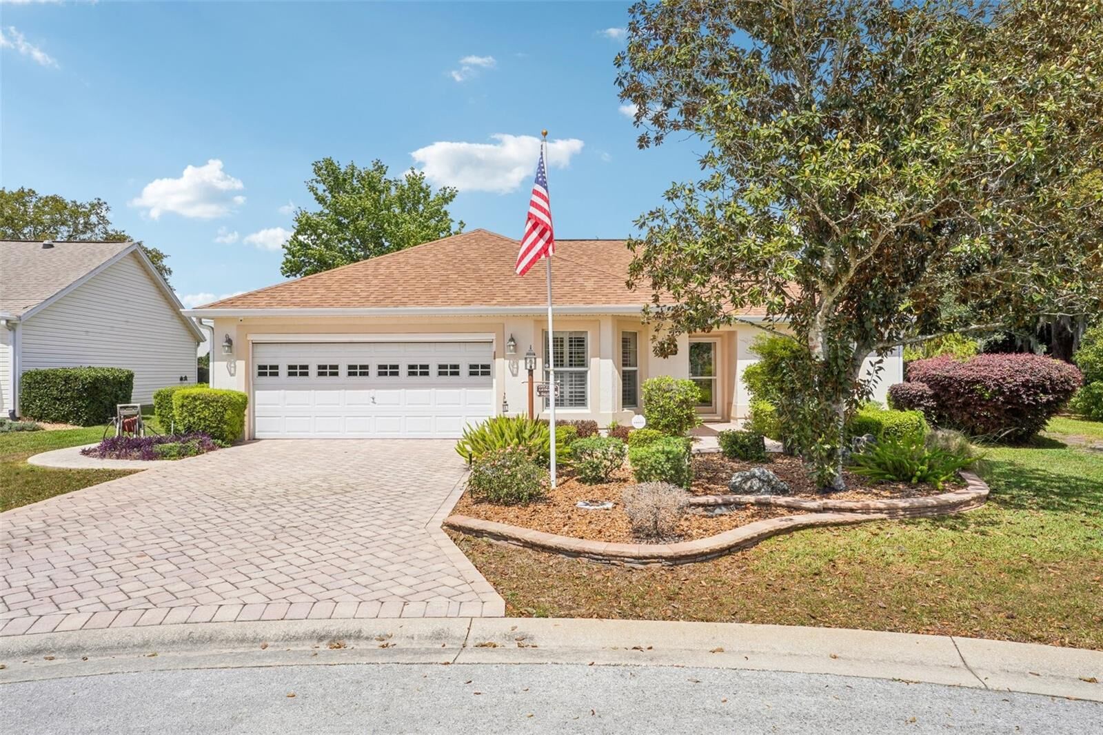 Property Photo: 9469 SE 176th Saffold Street FL 32162