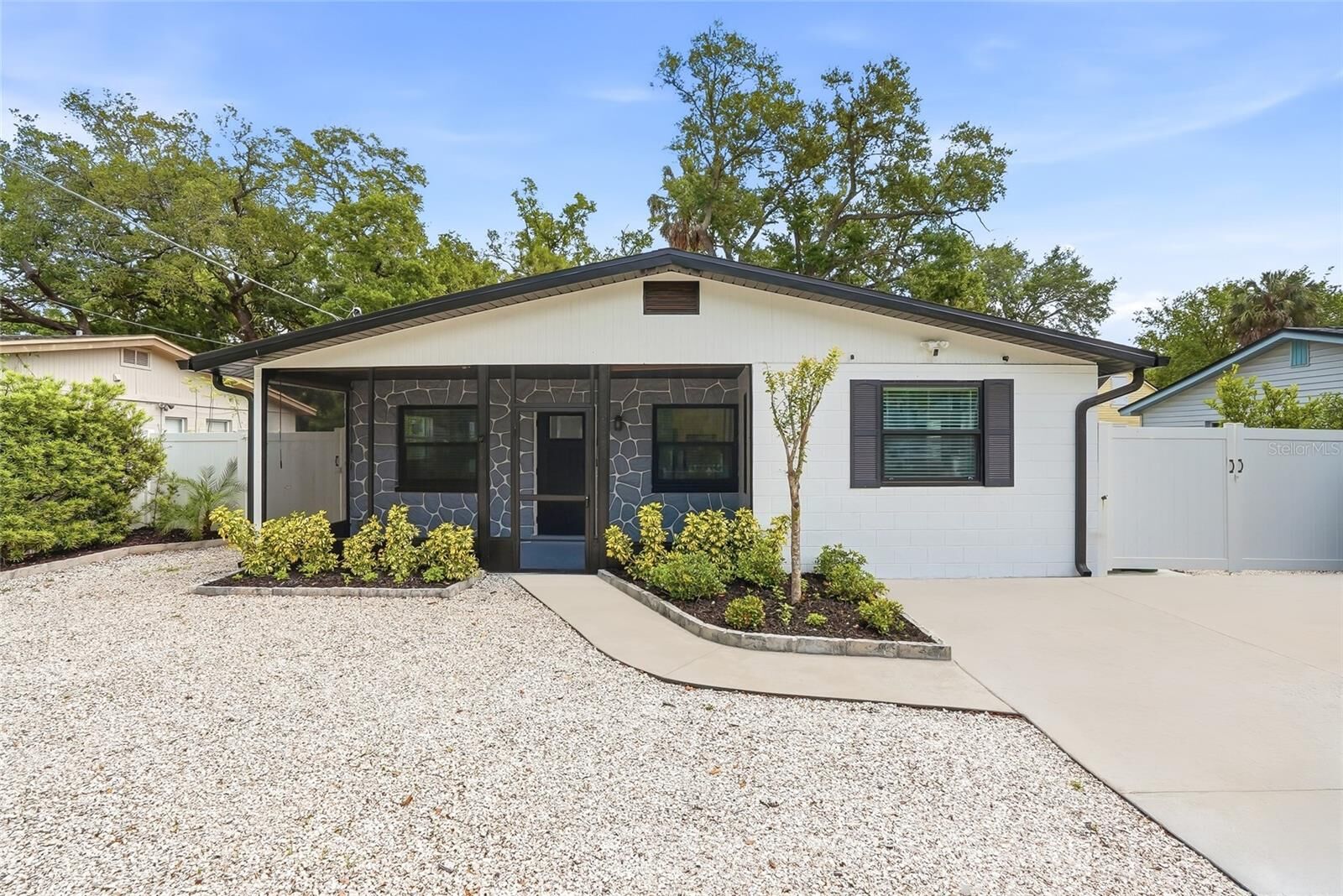Property Photo: 6828 S Wall Street FL 33616