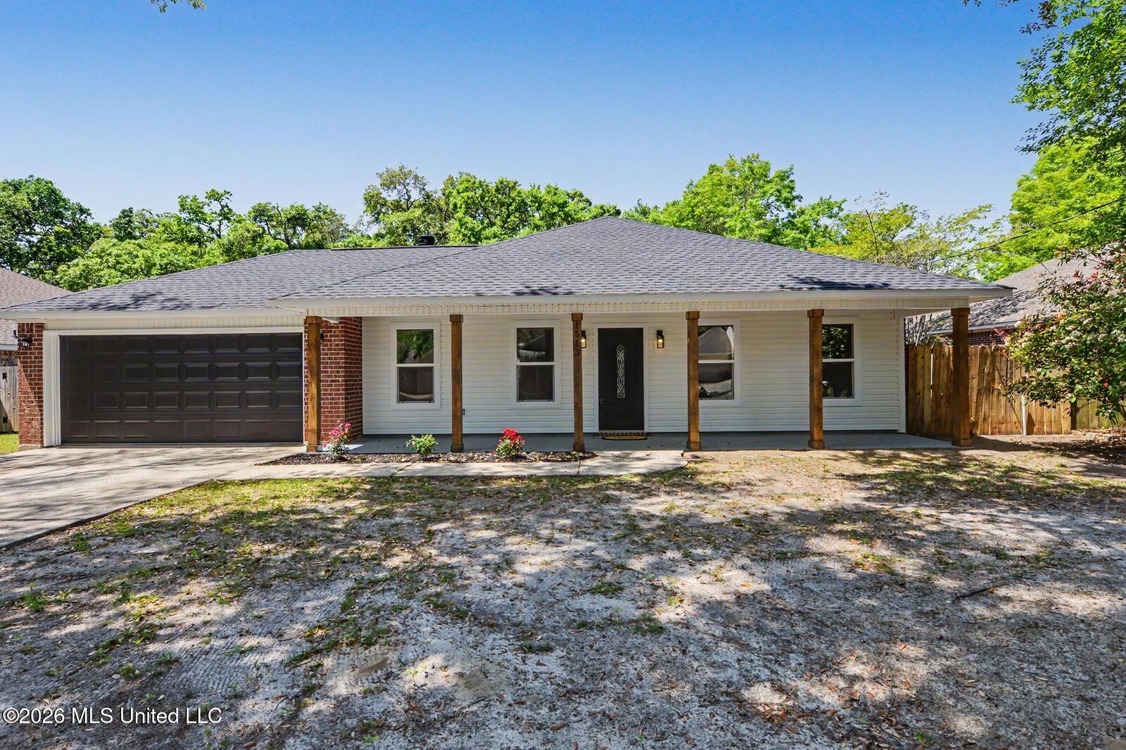Property Photo:  1513 S 8th Street  MS 39564 