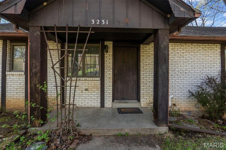 Property Photo:  3231 Lakewood Drive  MO 63701 