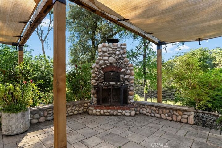 Property Photo: 2262 Honey Run Road CA 95928