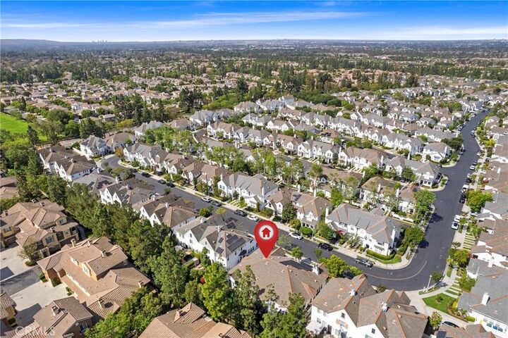 Property Photo: 66 Turnbury CA 92620