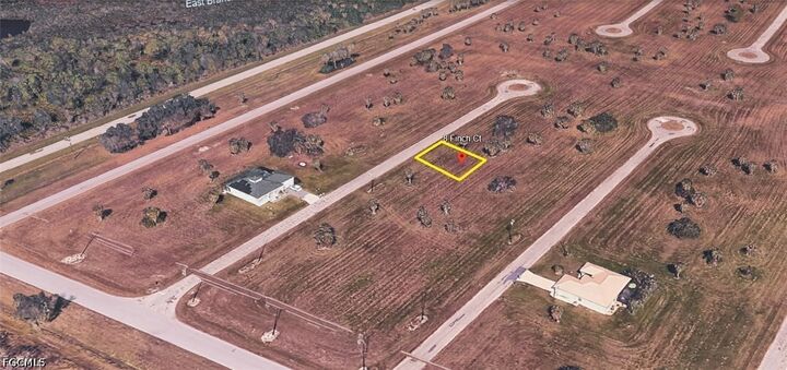 Property Photo:  8 Finch Court  FL 33946 