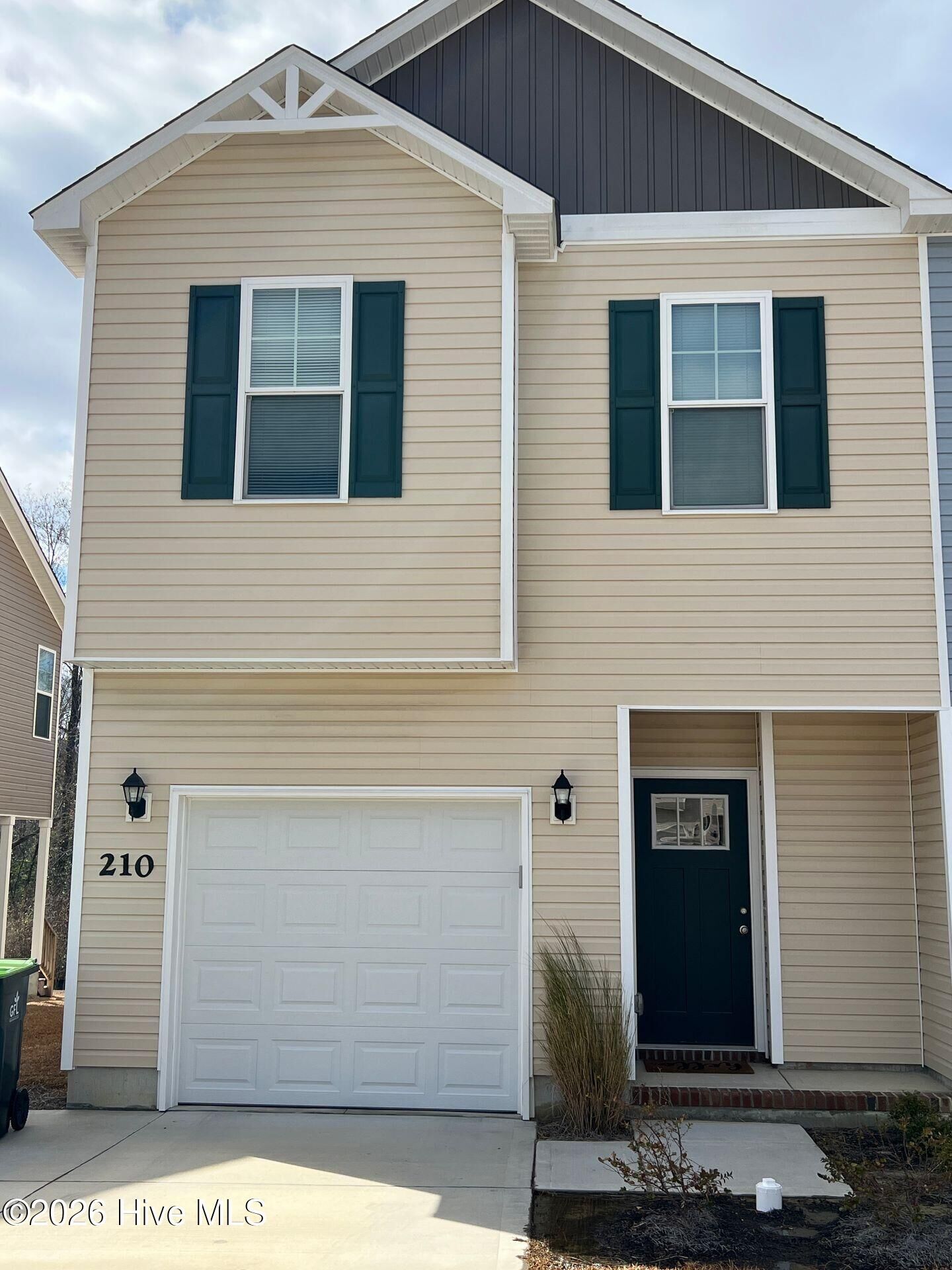 Property Photo:  210 Shallowbag Bay Lane  NC 28546 