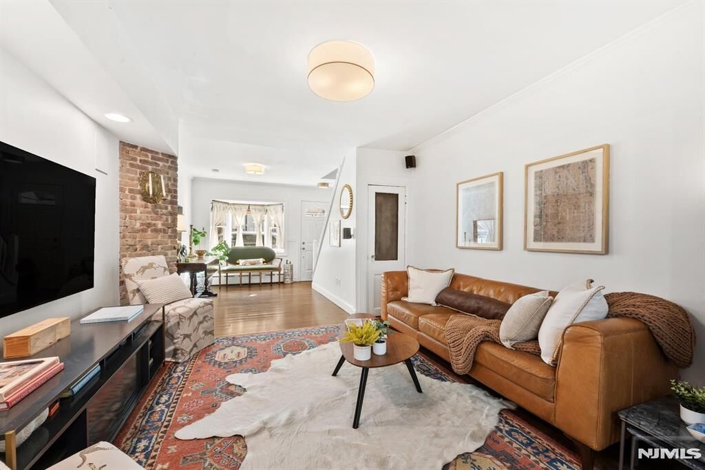 Property Photo:  62 Willow Terrace  NJ 07030 