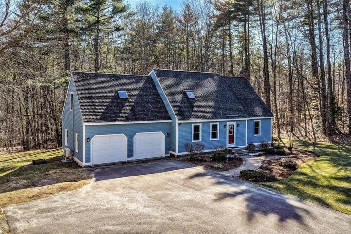 Property Photo:  8 Spillway Lane  NH 03301 