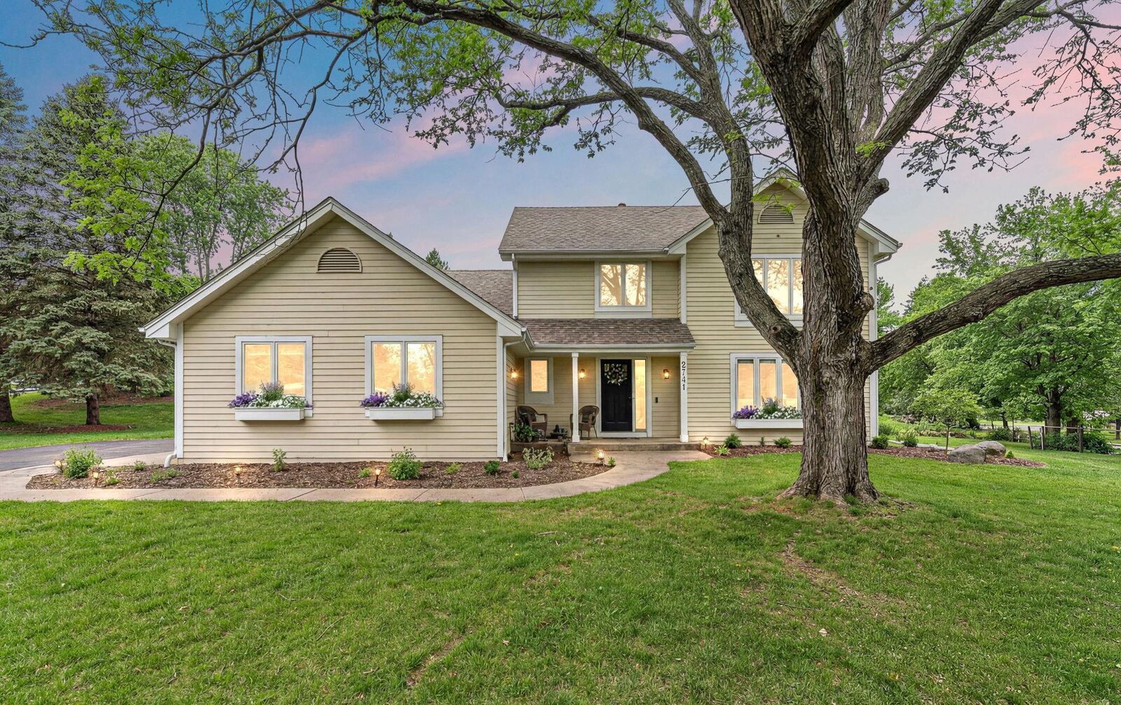 Property Photo: 2741 Crescent Ridge Road MN 55305