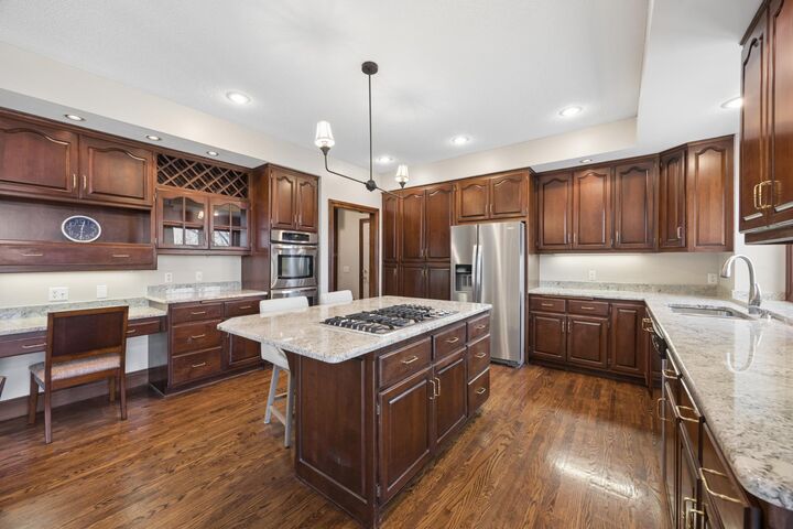 Property Photo:  6565 Cherokee Trail W  MN 55344 