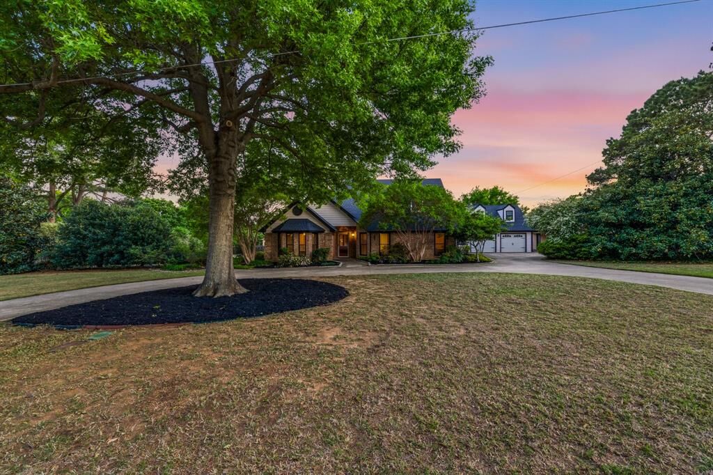 Property Photo:  1705 Renfro Road  TX 76034 