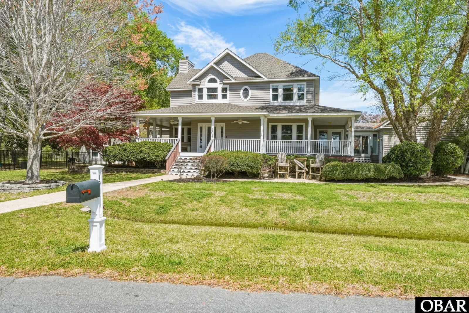 Property Photo:  105 Waterside Drive  NC 27941 