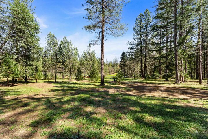 Property Photo:  5793 W Evans Creek Road  OR 97537 