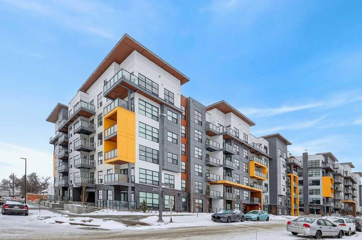Property Photo:  370 Dieppe Drive SW 311  AB T3E 0E6 