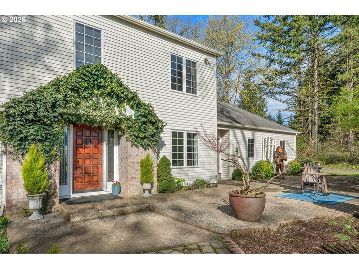 Property Photo: 16000 NE Chehalem Way OR 97123