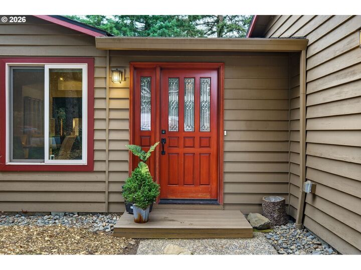 Property Photo: 10015 SW 53rd Ave OR 97219