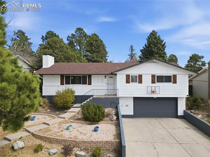 Property Photo:  1515 Lehmberg Boulevard  CO 80915 