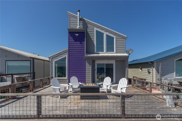 Property Photo: 950 Beckett Point Road WA 98368