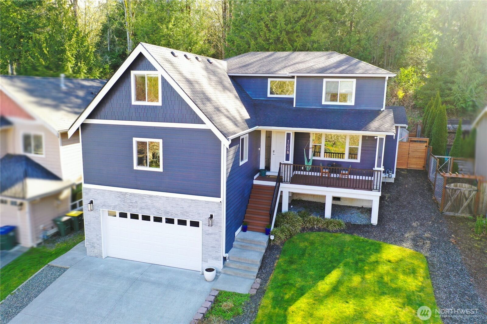 Property Photo:  1008  Kenoyer Drive  WA 98229 