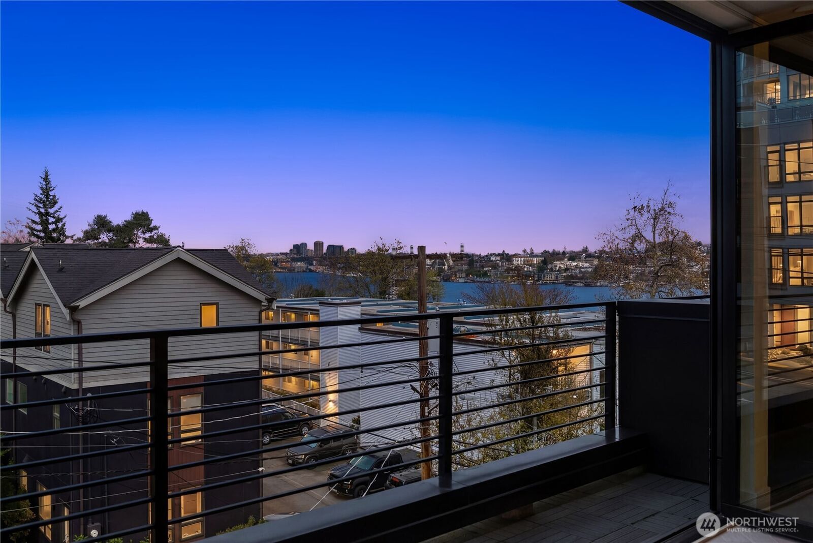 Property Photo:  755  Hayes Street  WA 98109 