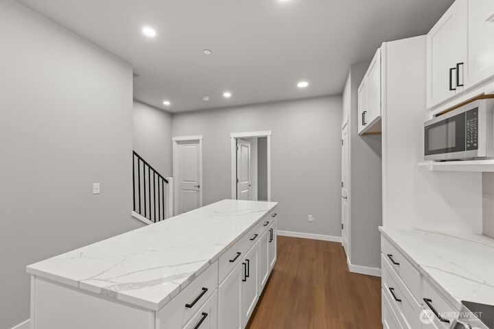 Property Photo: 16823 Alder Way J5 WA 98037