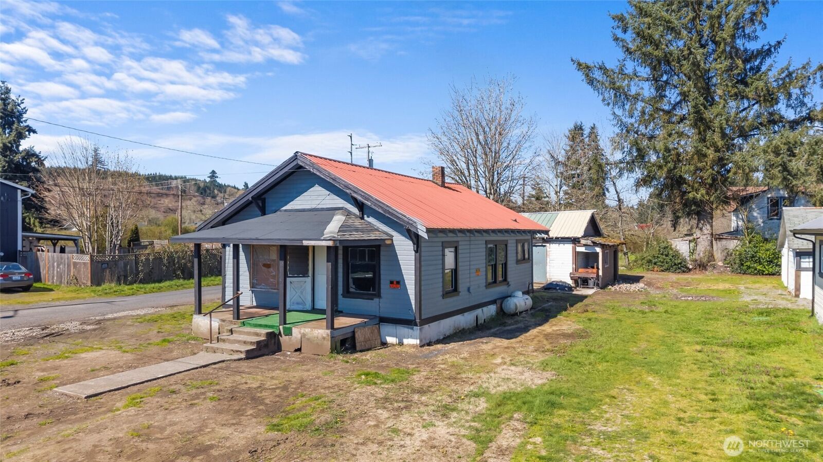 Property Photo:  721  Nenant Street S  WA 98530 
